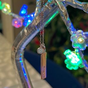 18” Necklace w/Pendant “Rise Up” ✨✨